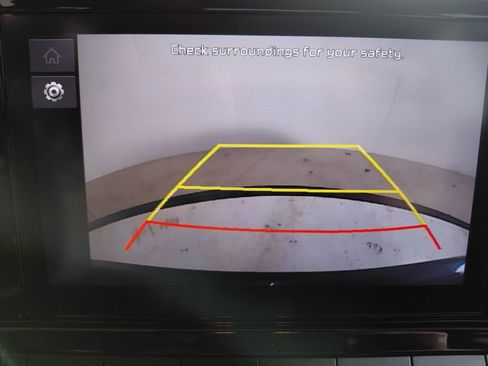 Used 2024 Kia Forte LXS w/ LXS Technology Package image 18