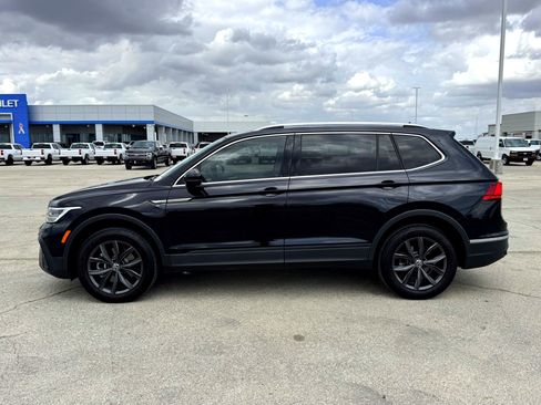 Used 2022 Volkswagen Tiguan SE image 10