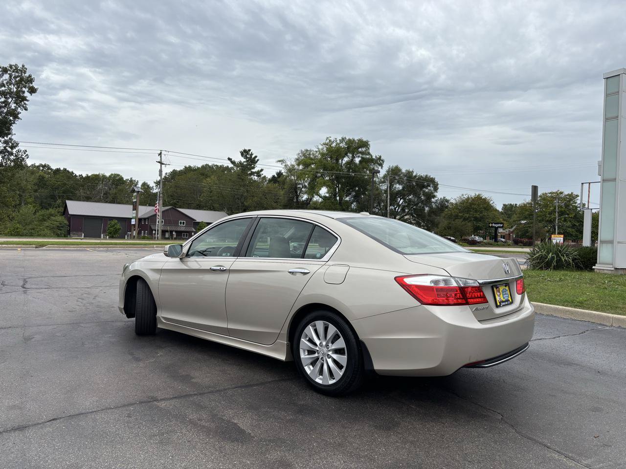 Used 2013 Honda Accord EX-L image 5