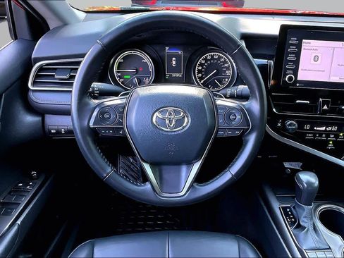 Certified 2024 Toyota Camry SE FWD image 6