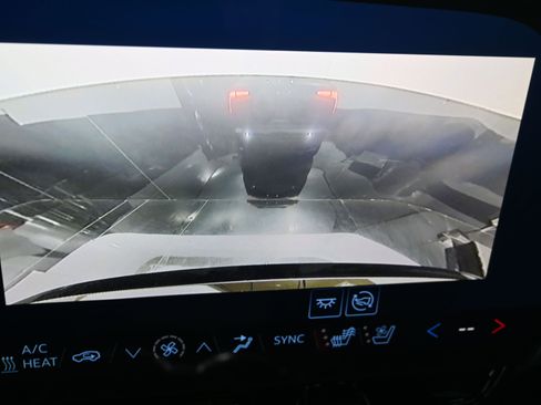 New 2025 Chevrolet Blazer EV RS image 15