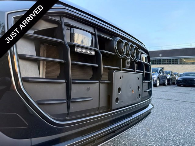 Used 2023 Audi Q8 Premium Plus AWD/4WD image 21