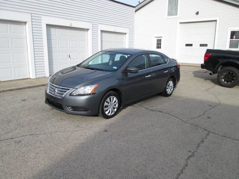 Used 2015 Nissan Sentra S image 2