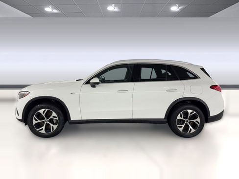 Certified 2025 Mercedes-Benz GLC 350e 4MATIC image 2