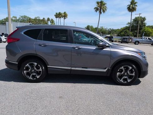 Used 2018 Honda CR-V Touring image 3