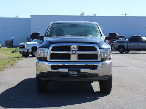 Used 2018 RAM 2500 Tradesman w/ Chrome Appearance Group image 8