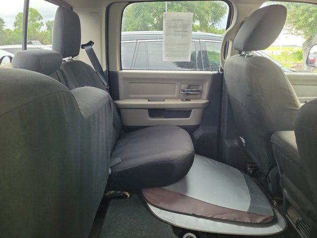 Used 2012 RAM 2500 SLT w/ Cold Weather Group AWD/4WD image 4