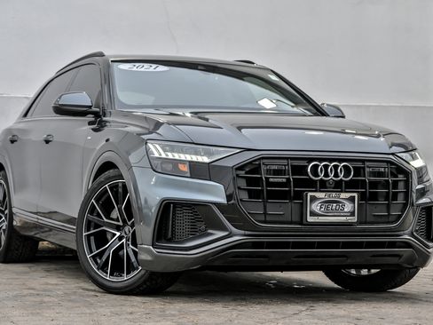 Used 2021 Audi Q8 Prestige image 1