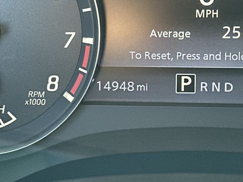 Used 2022 Nissan Frontier SV w/ Technology Package image 28