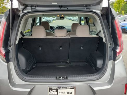 Certified 2023 Kia Soul LX w/ Option Group 015 FWD image 9