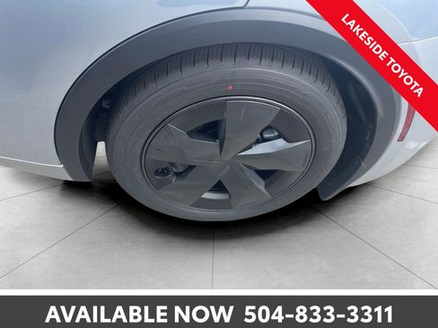 New 2026 Toyota Prius Plug-In Hybrid image 7