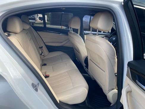 Used 2021 BMW 530i w/ Convenience Package RWD image 15