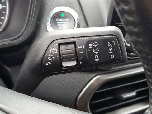 Used 2020 Ford EcoSport SE image 14