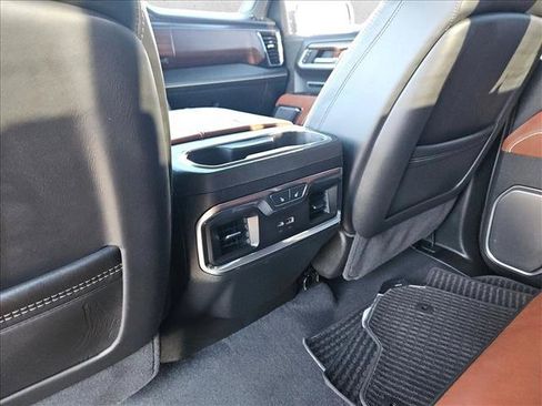 Used 2025 GMC Sierra 1500 Denali Ultimate image 19