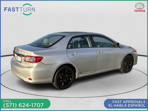 Used 2012 Toyota Corolla LE image 6