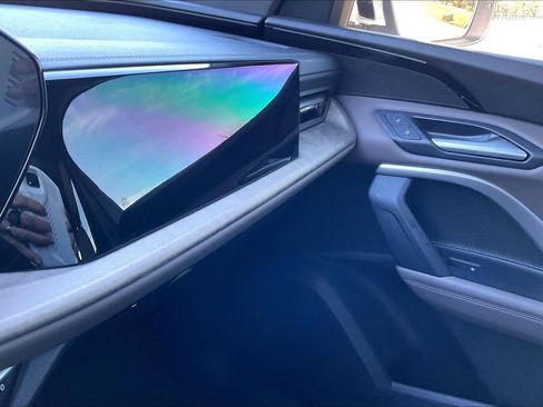 Certified 2025 Audi Q5 Premium w/ Convenience Package image 31