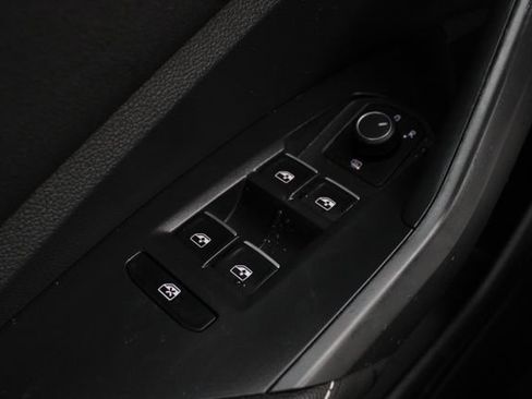 Certified 2024 Volkswagen Jetta S image 7