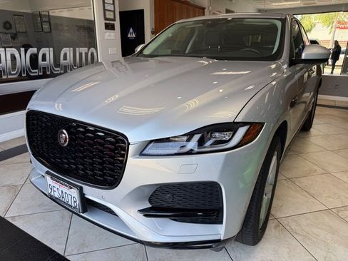 Used 2023 Jaguar F-PACE S AWD/4WD image 4