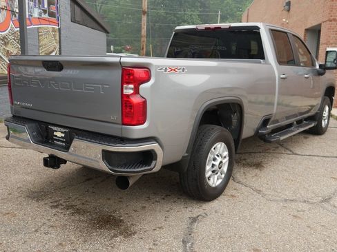 Used 2025 Chevrolet Silverado 2500 LT w/ Safety Package AWD/4WD image 5