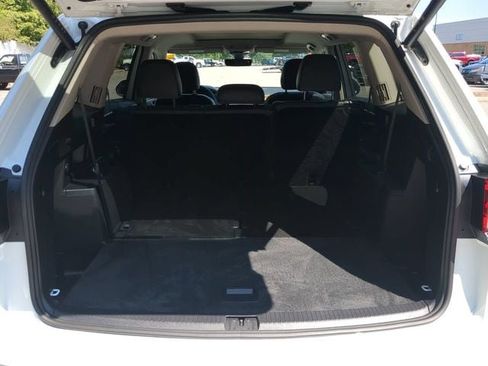 Used 2024 Volkswagen Atlas SE FWD image 12
