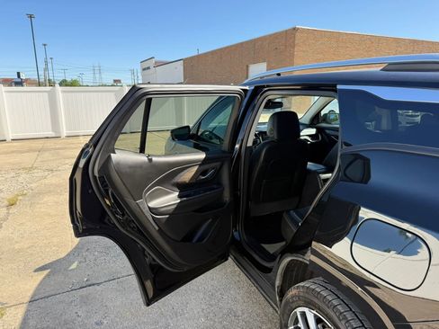 Used 2022 GMC Terrain Denali w/ LPO, Floor Liner Package AWD/4WD image 20