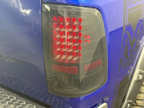 Used 2019 RAM 1500 Big Horn RWD image 33