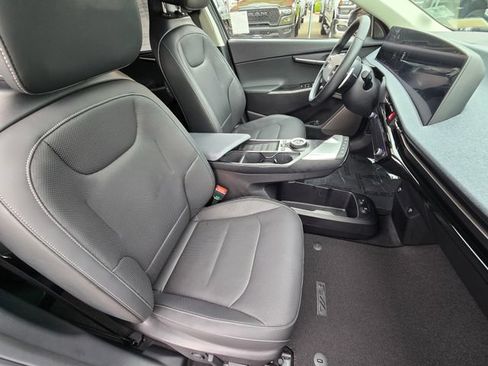 Used 2022 Kia EV6 Wind w/ Wind Technology Package AWD/4WD image 22