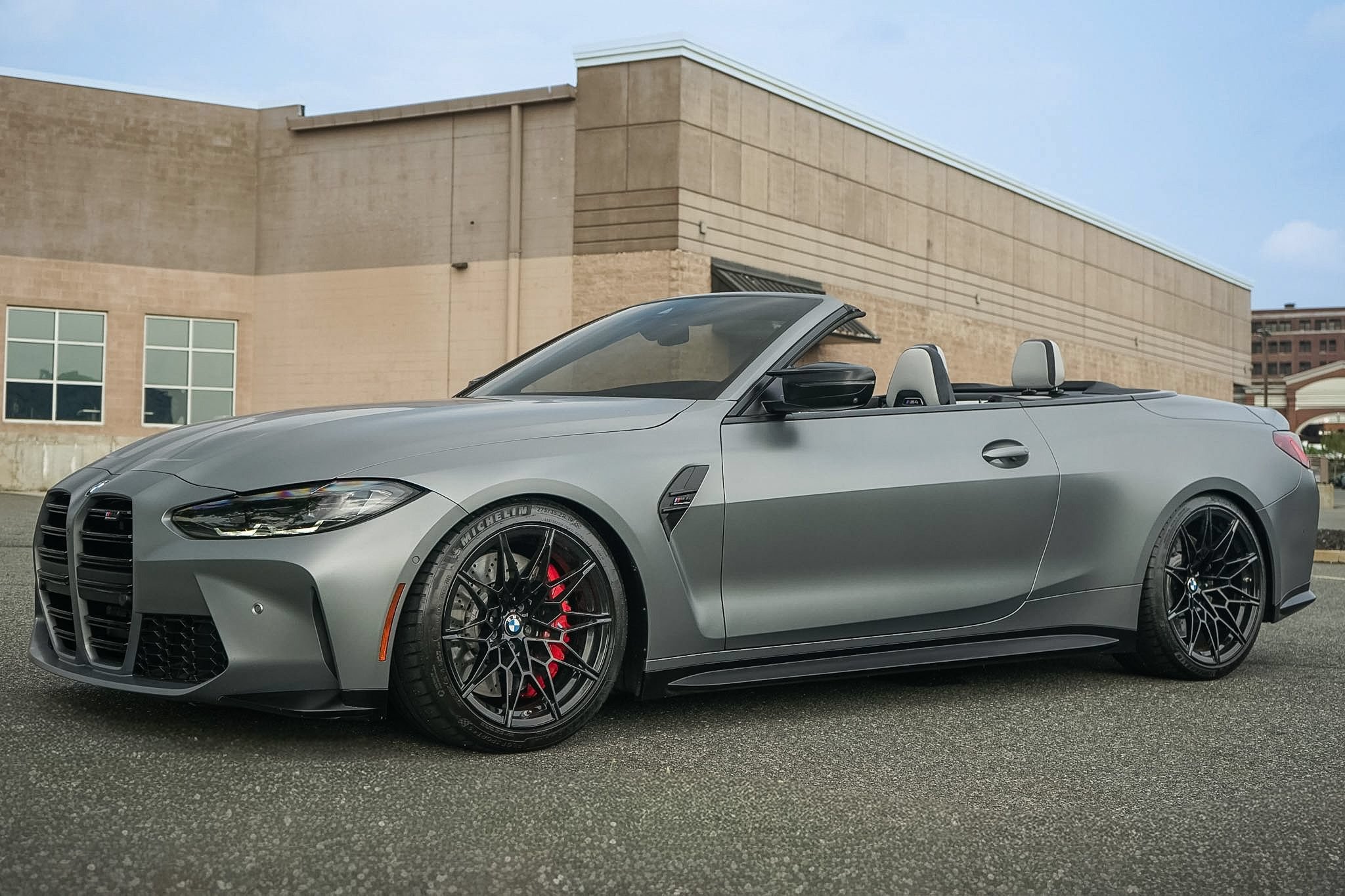 Used 2022 BMW M4 xDrive Competition w/ Executive Package AWD/4WD image 4