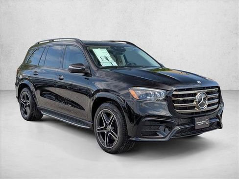 New 2026 Mercedes-Benz GLS 450 4MATIC image 7
