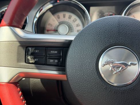 Used 2011 Ford Mustang GT Premium RWD image 11