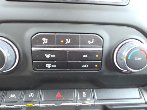 Used 2024 Chevrolet Silverado 1500 W/T w/ WT Value Package AWD/4WD image 29