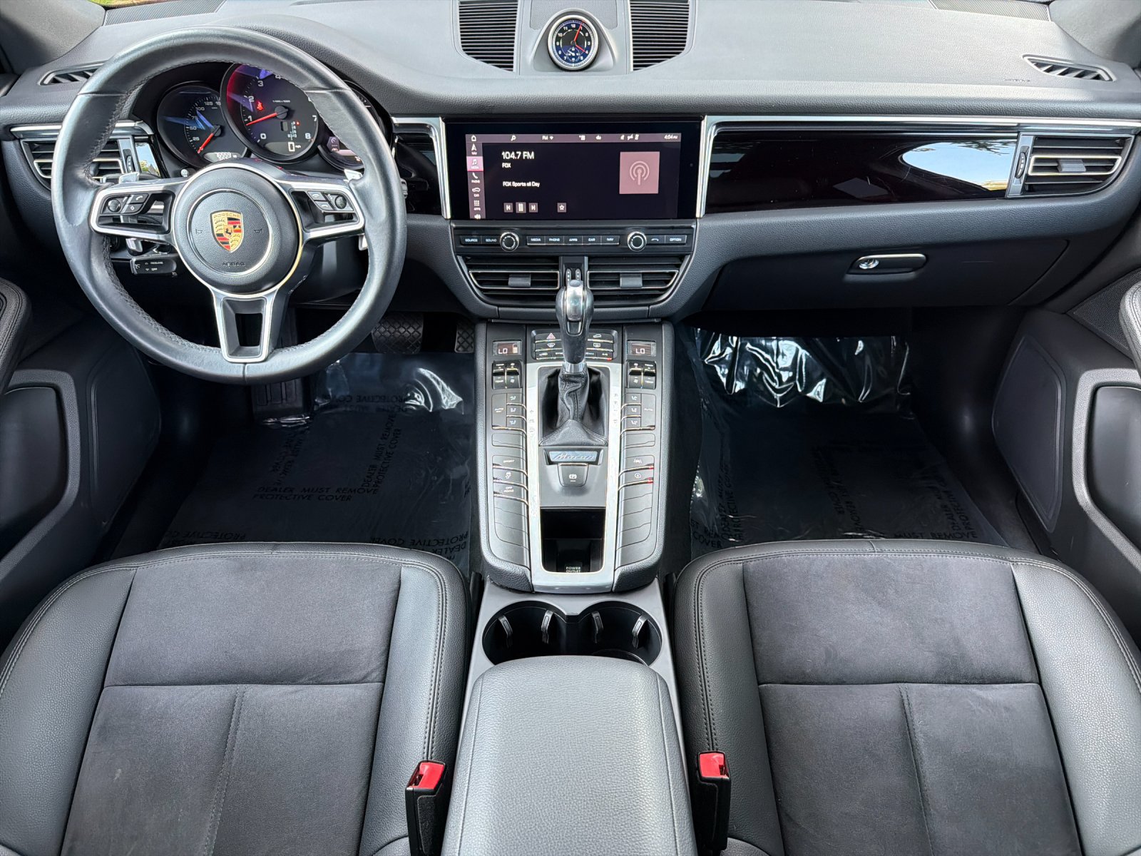 Used 2020 Porsche Macan AWD/4WD image 12