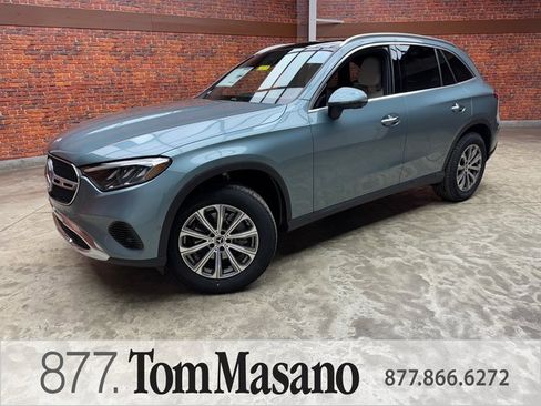 New 2026 Mercedes-Benz GLC 300 GLC 300 image 1