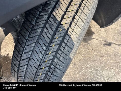 New 2026 Chevrolet Traverse LT w/ Driver Confidence Package image 27