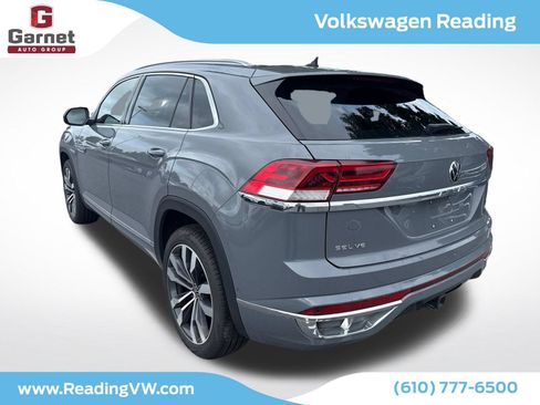 Used 2022 Volkswagen Atlas Cross Sport SEL Premium R-Line AWD/4WD image 3