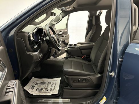 Used 2024 Chevrolet Silverado 1500 LT AWD/4WD image 19