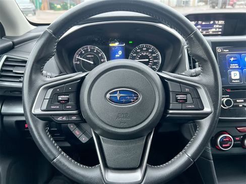 Used 2017 Subaru Impreza 2.0i Limited image 22