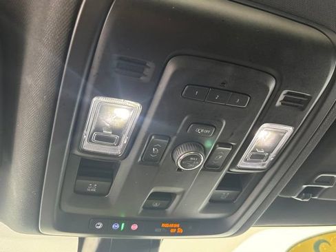 Used 2022 Chevrolet Tahoe LT w/ LT Signature Plus Package AWD/4WD image 7
