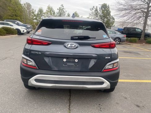 Used 2022 Hyundai Kona SEL w/ Convenience Package image 4