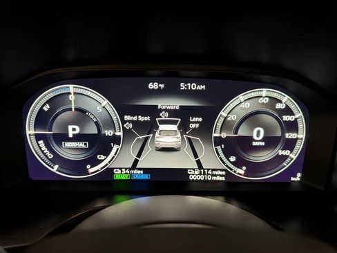 Used 2024 Mitsubishi Outlander 4WD Plug-In Hybrid image 13