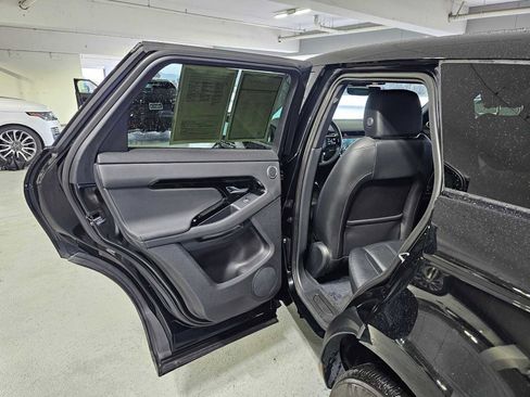 Used 2024 Land Rover Range Rover Evoque S image 15