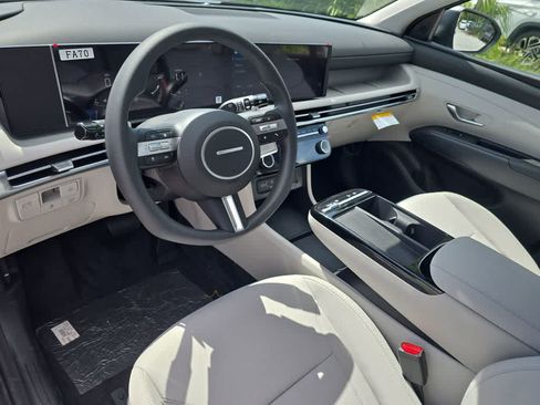 New 2026 Hyundai Tucson Blue SE FWD image 15