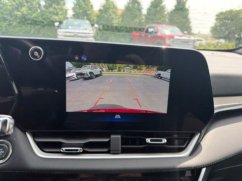 Certified 2026 Chevrolet Equinox LT FWD image 17