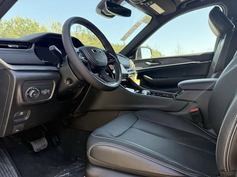 New 2025 Jeep Grand Cherokee L Overland w/ Trailer Tow Package image 6