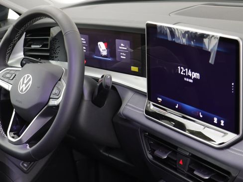 New 2026 Volkswagen Tiguan SE image 20