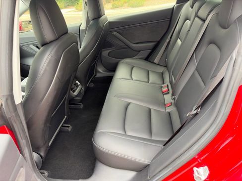 Used 2018 Tesla Model 3 Long Range image 10