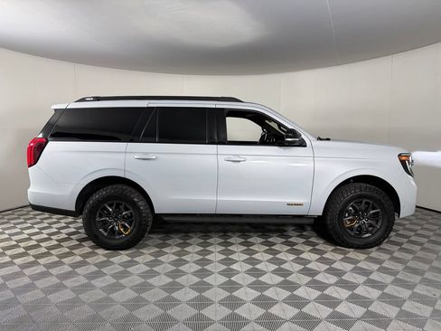 Used 2025 Ford Expedition Tremor AWD/4WD image 6