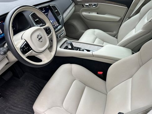 Certified 2023 Volvo XC90 B6 Core w/ Protection Package Premier AWD/4WD image 10