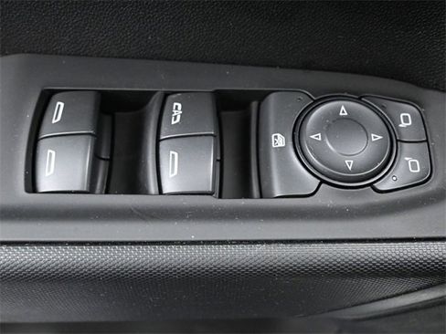 Used 2022 Chevrolet Silverado 1500 Custom image 16