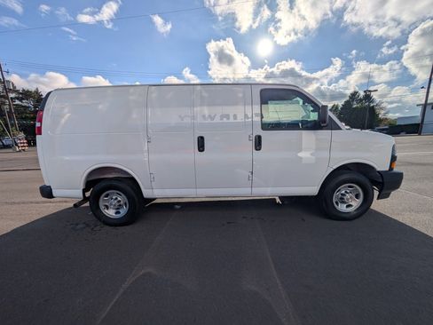 New 2025 Chevrolet Express 2500 w/ Communications Package image 6